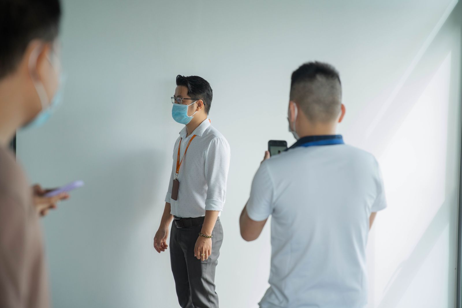 May Đo Tại Nhà Tại Phường Xóm Chiếu – Dịch Vụ May Suit Tận Nơi